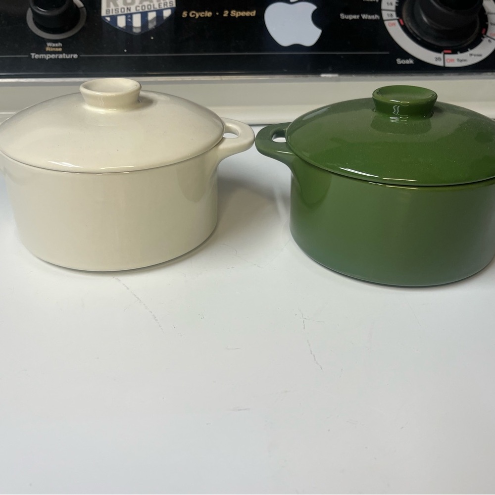 Elegant Green and Cream Casserole Dish Set